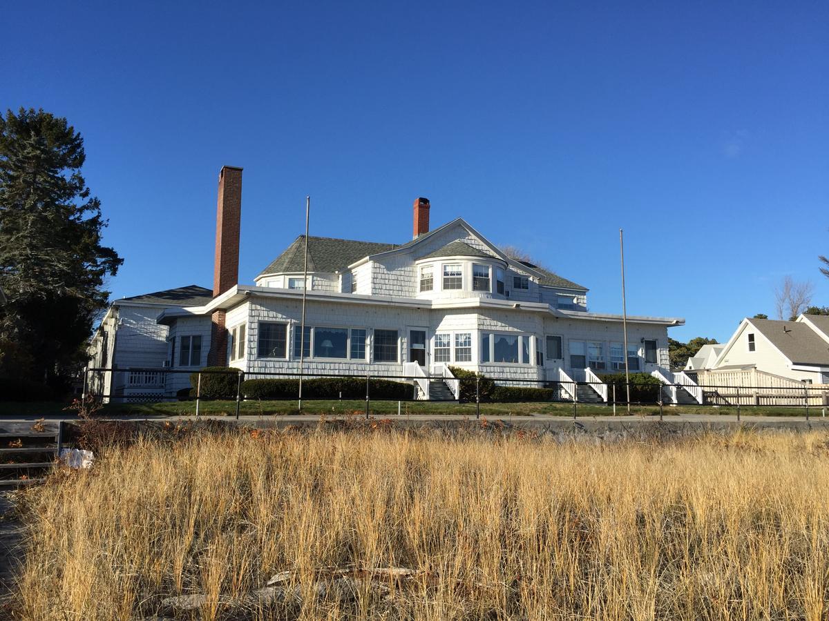 The House & Motel 2*