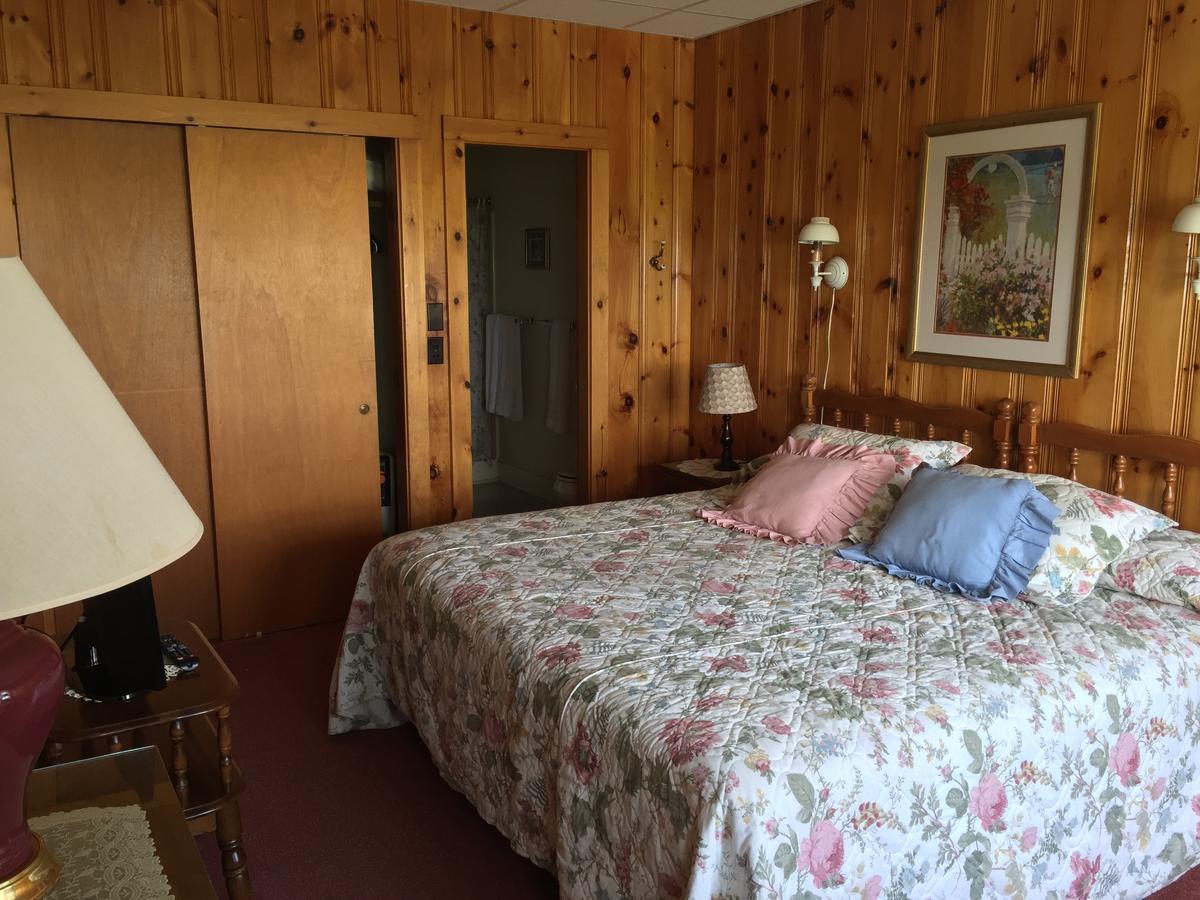 Motel The House & 2*